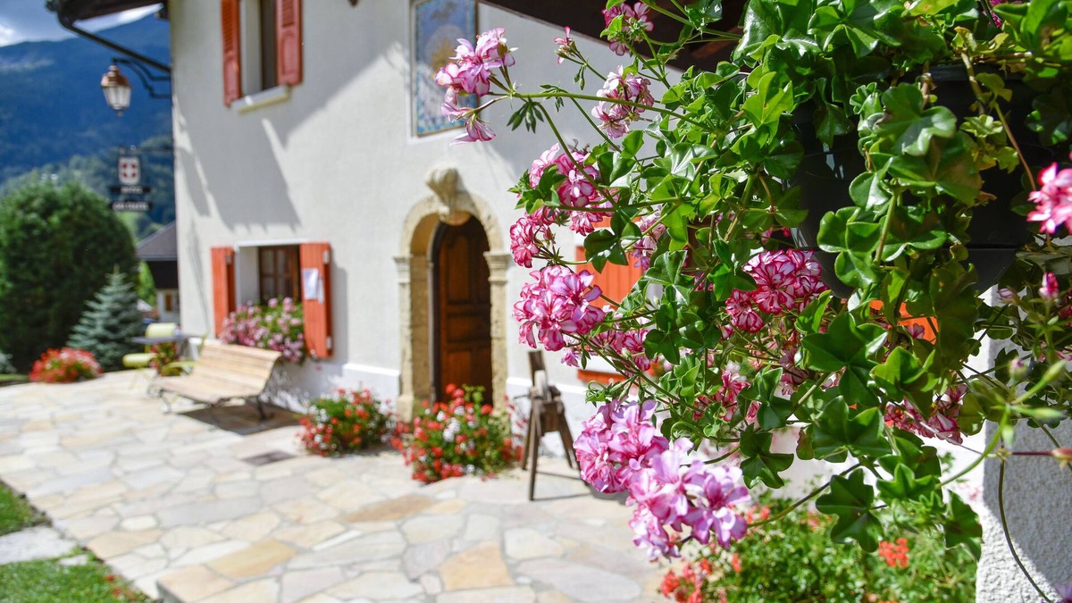 Les Contamines-Montjoie Hotel | Chalet-hôtel Gai Soleil