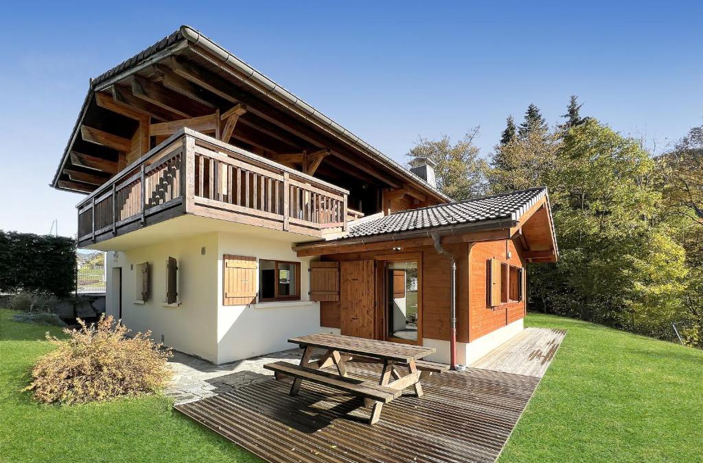 Les Carroz-d'Araches Ski Chalet | Chalet Haut Standing à proximité du centre (CH228)