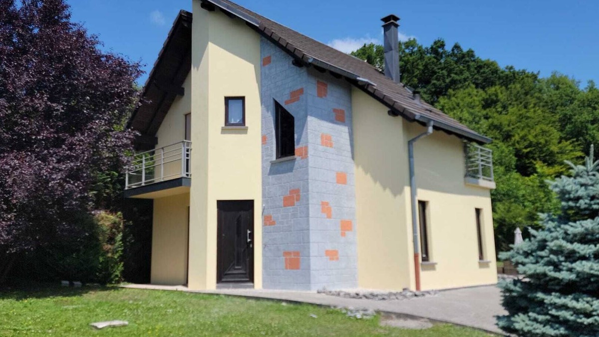 Puttelange-aux-Lacs Ski Chalet | Chalet house at Lake Diefenbach