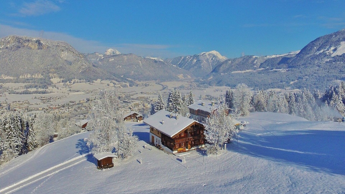 Sankt Johann in Tirol Apartment | Chalet in St Johann by Ski Slope
