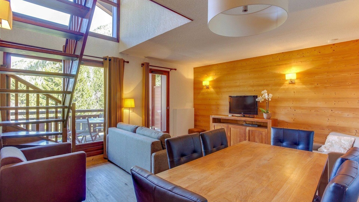 Vallorcine Apartment | Chalet in French Alps with Stunning Views