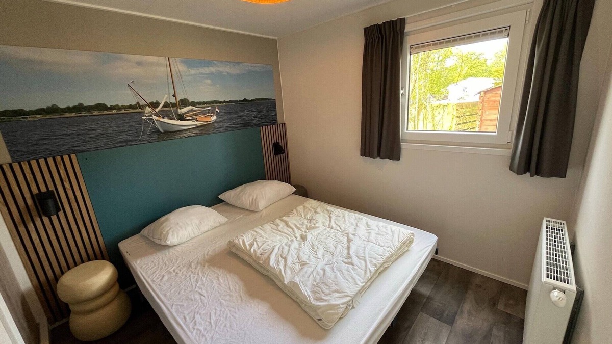 Suameer Ski Chalet | Chalet in Friesland with Play Area