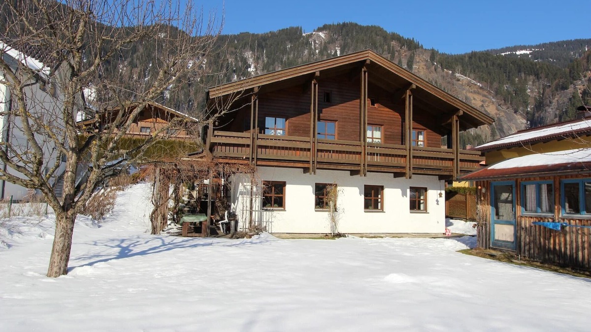 Goldegg Villa | Chalet in Goldegg near Ski Slopes