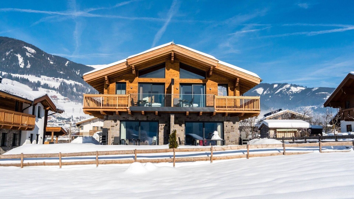 Lengdorf House | Chalet in Niedernsill near Ski Slopes