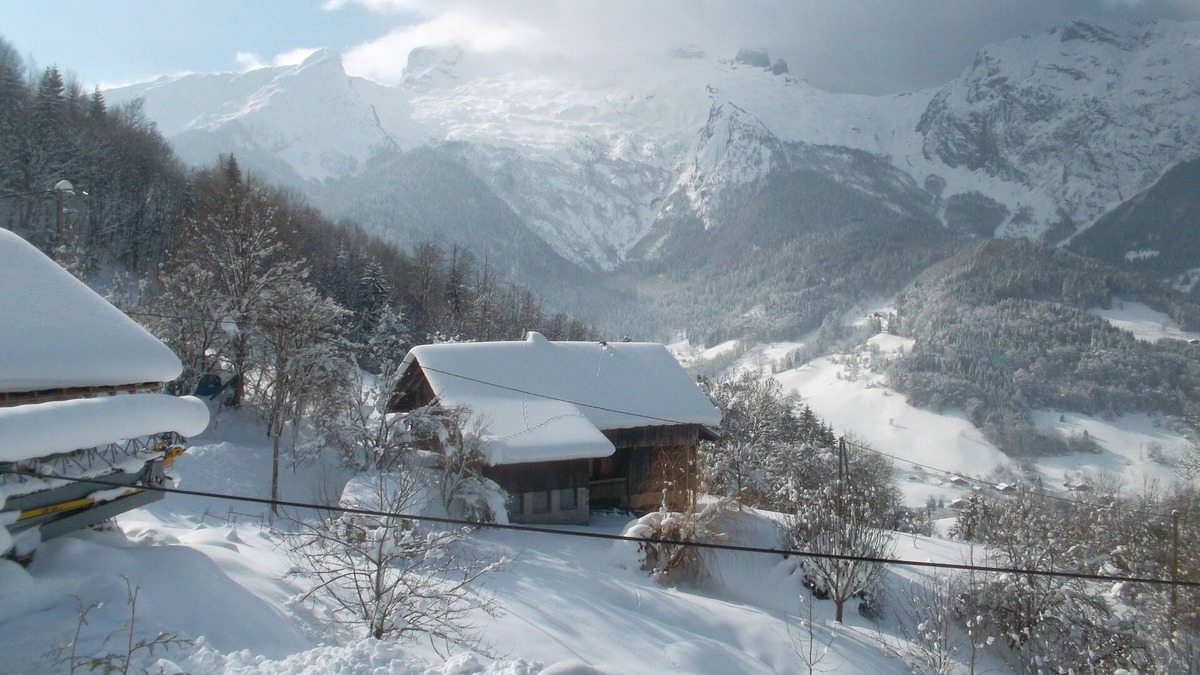 Thones Ski Chalet | chalet in the mountains