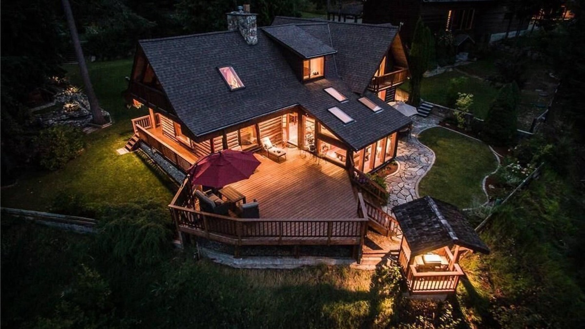 Beasley Ski Chalet | Chalet in "The Woods”