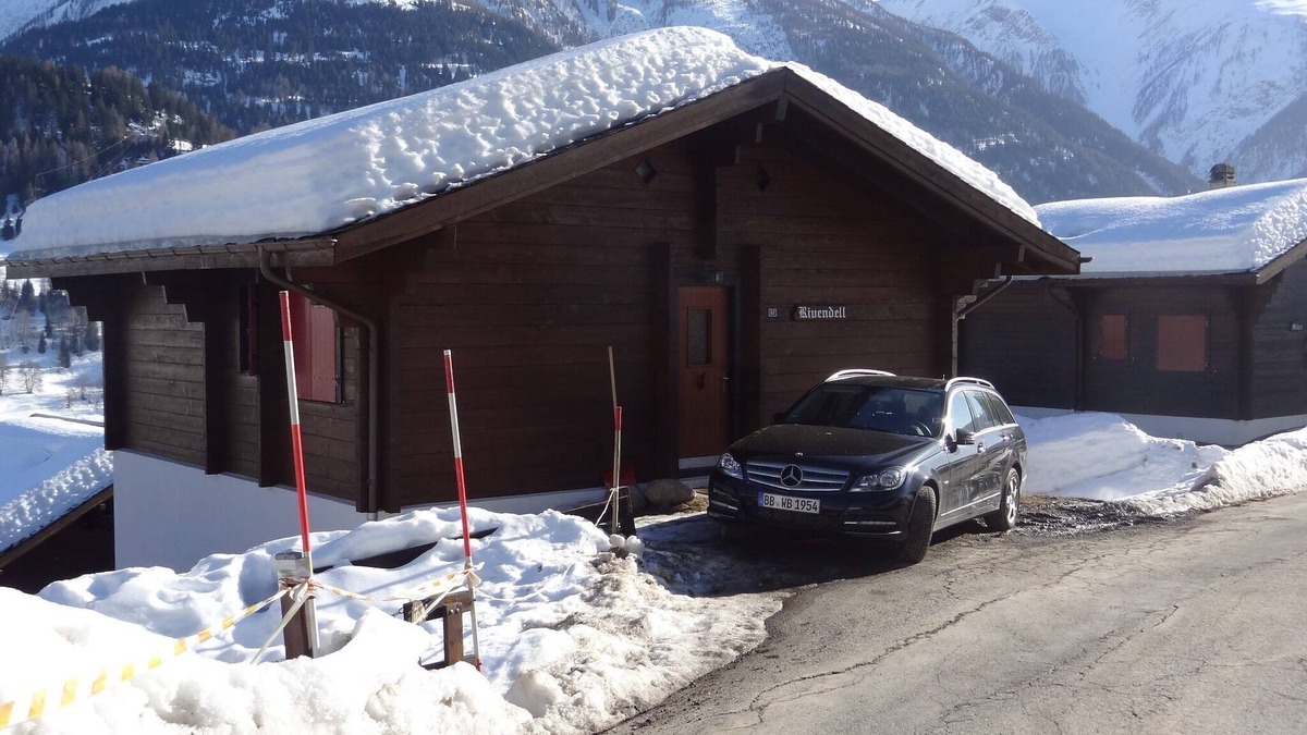 Fiesch Ski Chalet | Chalet in Wiler near Ski Lift & Views