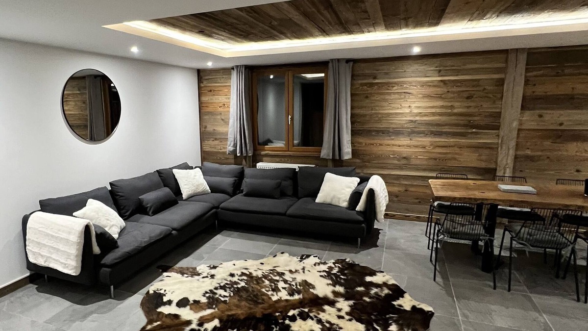 Saint-Sorlin-d'Arves Ski Chalet | Chalet Jogidi