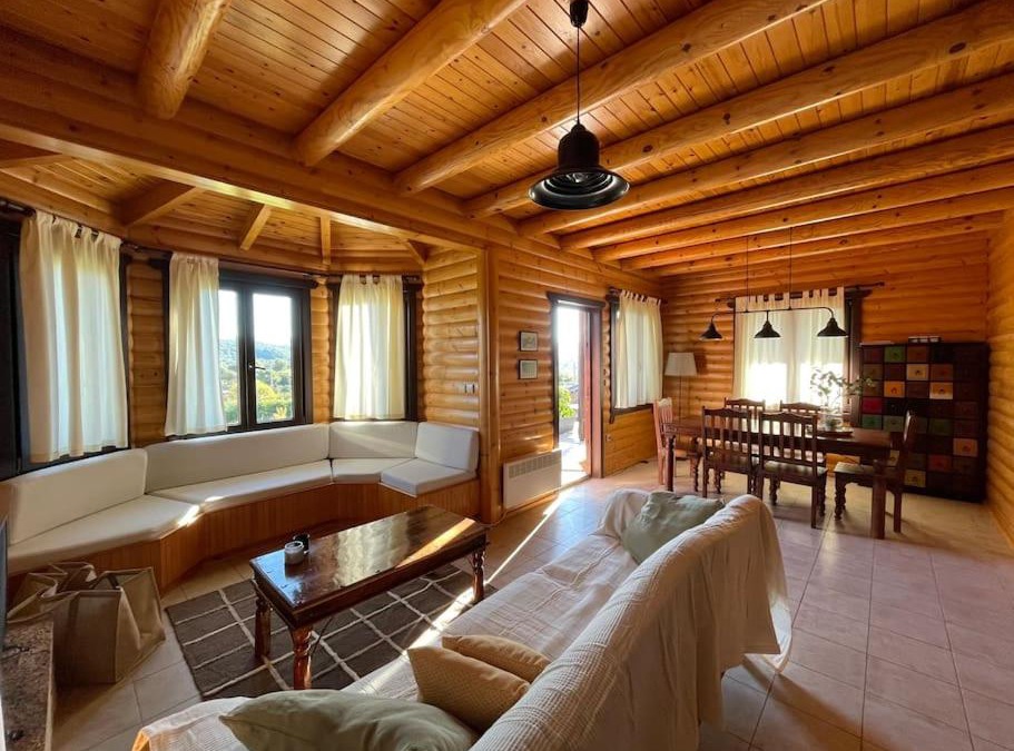 Zitsa Ski Chalet | Chalet Klimatia - Όμορφη ξύλινη μεζονέτα με τζάκι