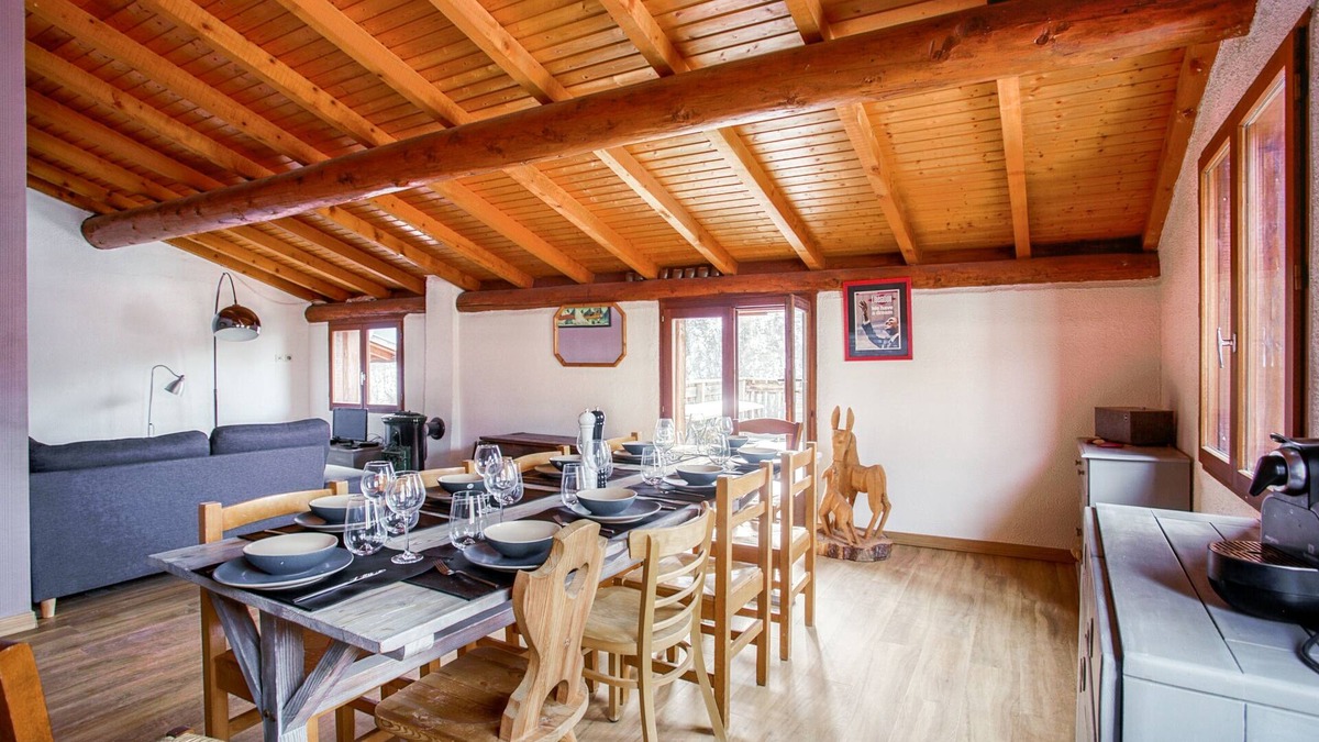 Saint-Marcel Ski Chalet | Chalet “Le petit Paradis” in the heart of the 3 valleys!