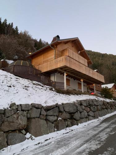 Station de Drouzin le Mont Ski Chalet | Chalet Les Marmottons