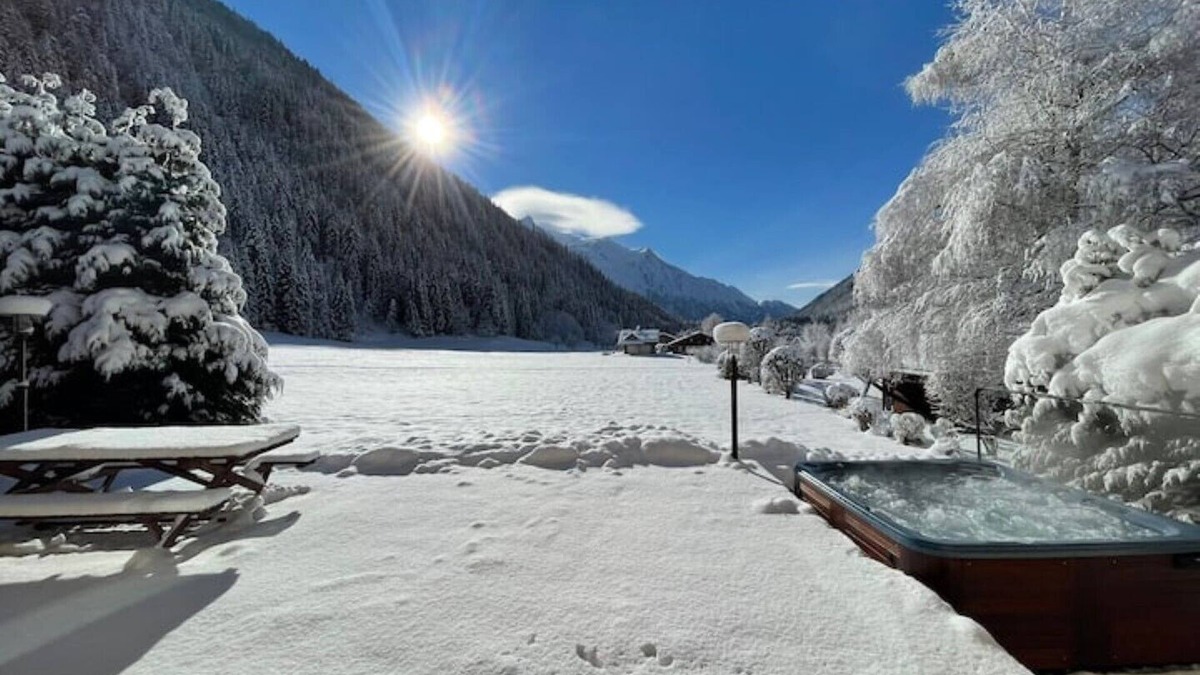 Chamonix-Mont-Blanc Ski Chalet | Chalet Melusine Big Chalet w Spa Pool, Sauna, Huge Terrace, Views & Privacy!