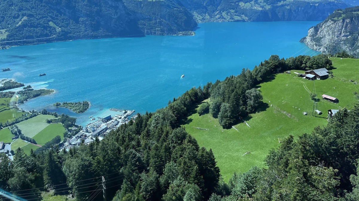 Altdorf Ski Chalet | Chalet mit Fantastischem See- und Bergblick