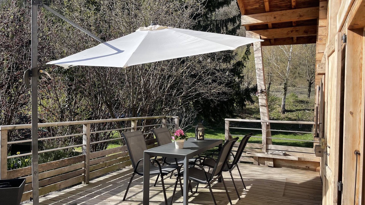 Faverges-Seythenex Ski Chalet | Chalet near hiking trails and Lake Annecy greenway