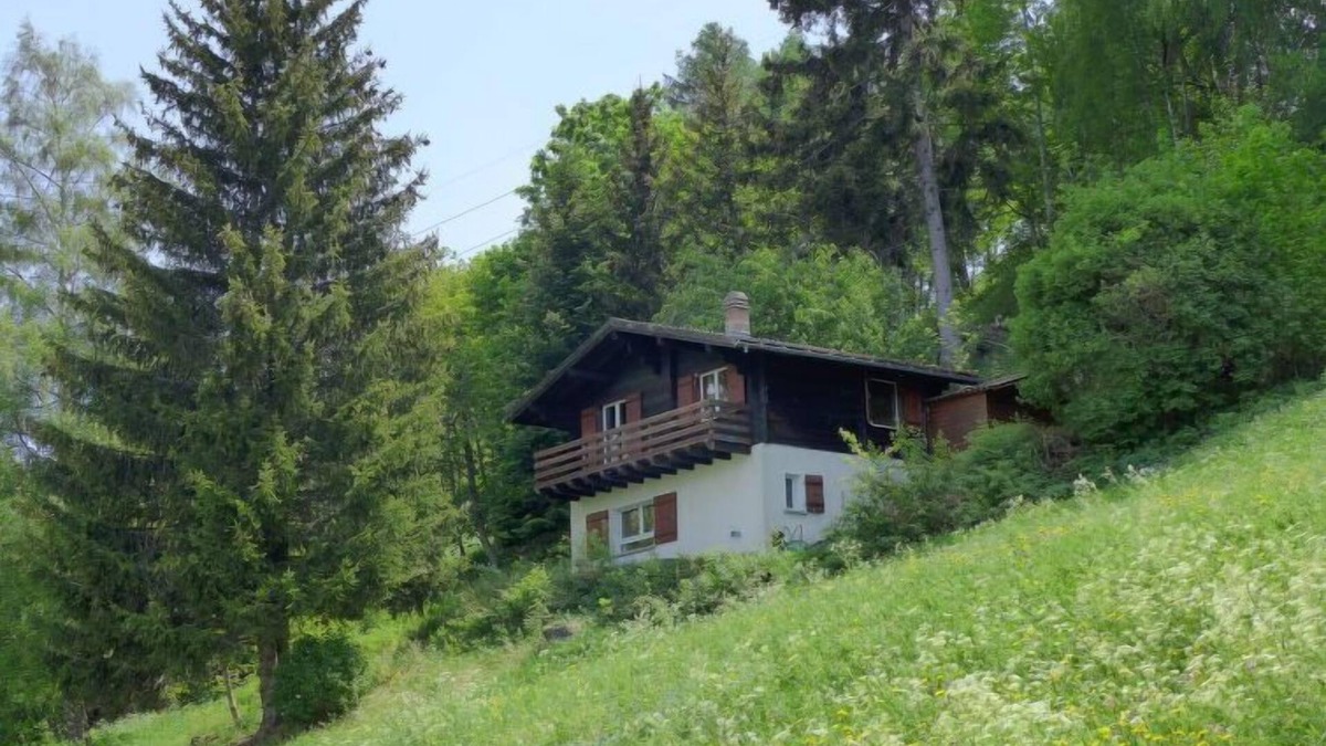 Eischoll House | Chalet Ninette by Interhome