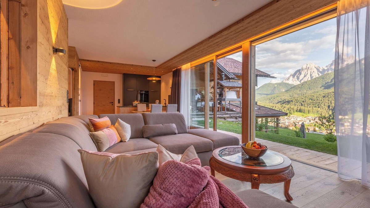 Valle San Silvestro Ski Chalet | Chalet Panorama Himmelreichhof with Mountain View, Shared Pool & Wi-Fi