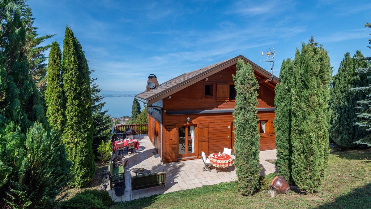Evian-les-Bains Ski Chalet | Chalet Panoramique Avec Sauna Avec vue sur le LAC Leman et Montagnes
