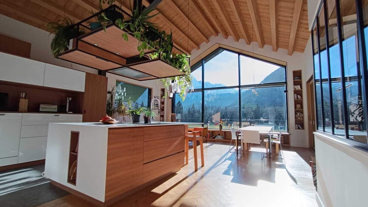 Servoz House | Chalet Parpyoula, 220m2 with garden, Chamonix valley. Ideal for families!