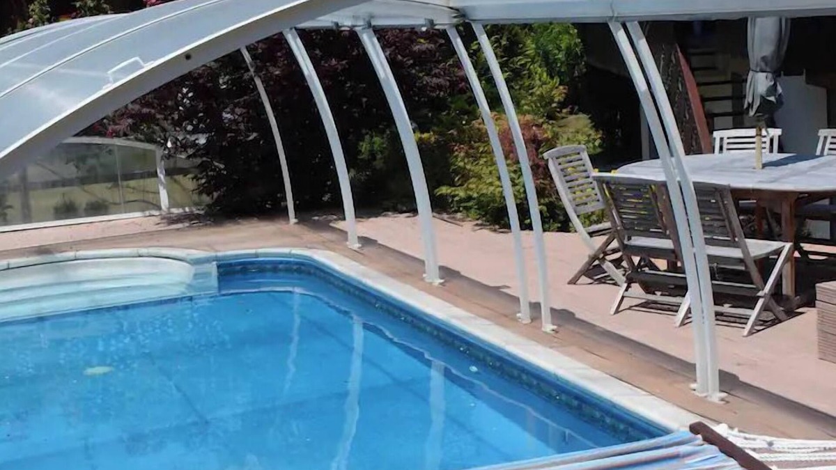 Morillon Ski Chalet | Chalet Paula with heated pool , in summer and Hot Tub, in winter