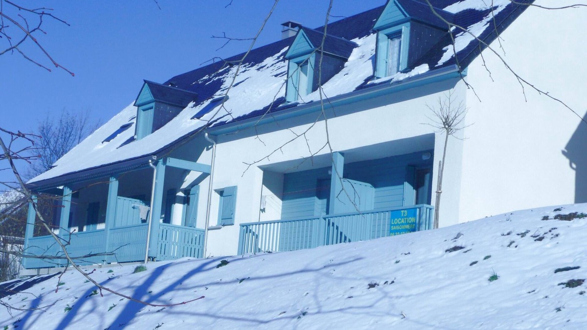 Cauterets Apartment | Chalet Peyrelance Bright 2-bedroom T3 apartment near town and ski slopes