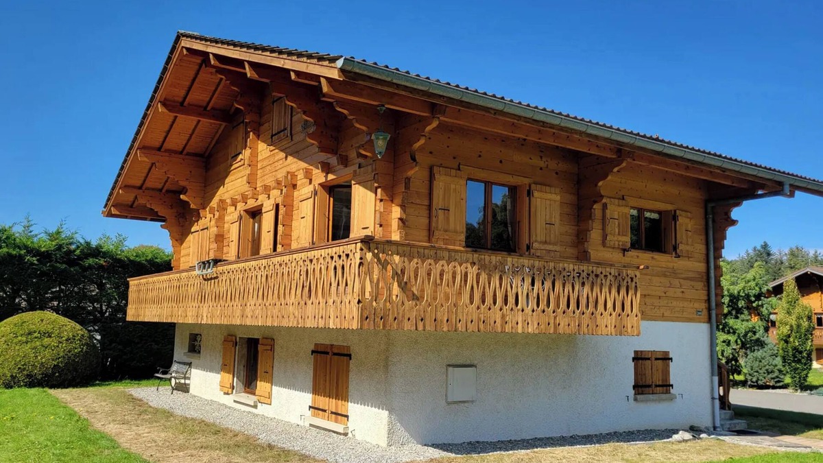 Bernex Ski Chalet | Chalet 'Phidel - 11 Personnes' with Mountain View, Private Terrace and Wi-Fi