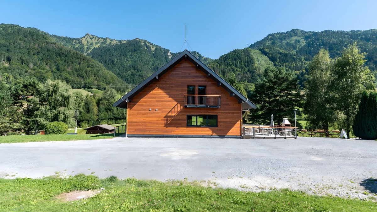 Faverges-Seythenex Ski Chalet | Chalet 'Privatisation' with Mountain View, Private Terrace and Wi-Fi