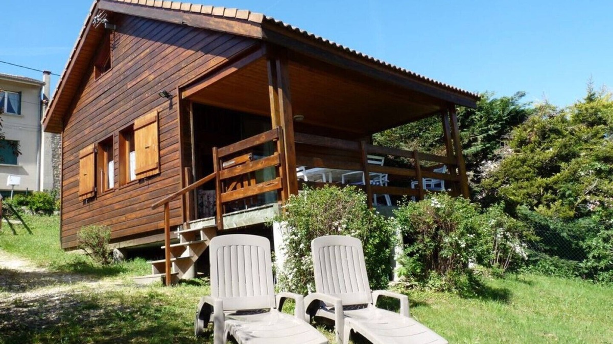 Desaignes Ski Chalet | Chalet rental habitat leisure nature