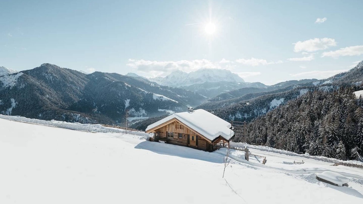 San Martino in Badia Ski Chalet | Chalet Rich App. Milandura, with mountain view, balcony, private garden