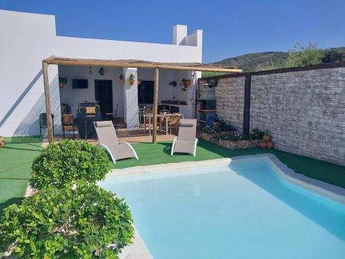 Montellano House | Chalet rural a las afueras de Montellano