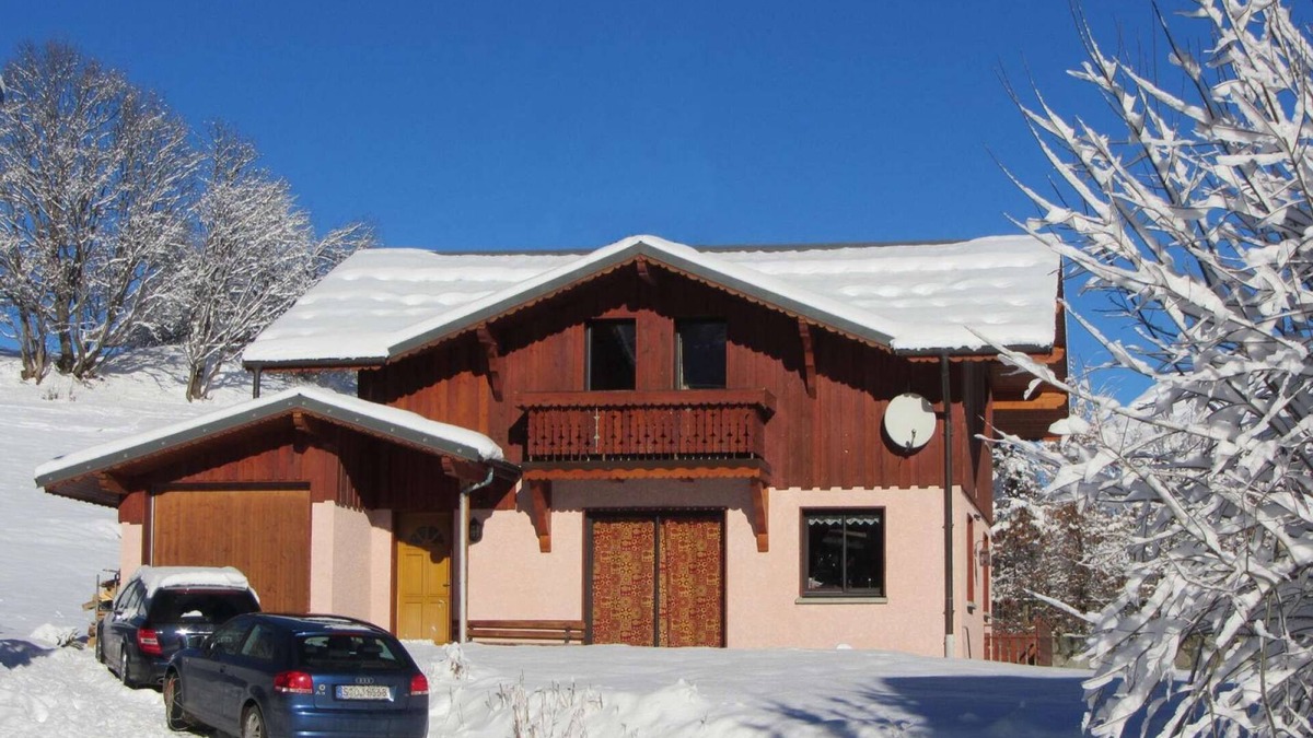 Le Bettaix Ski Chalet | Chalet Snow Paradise