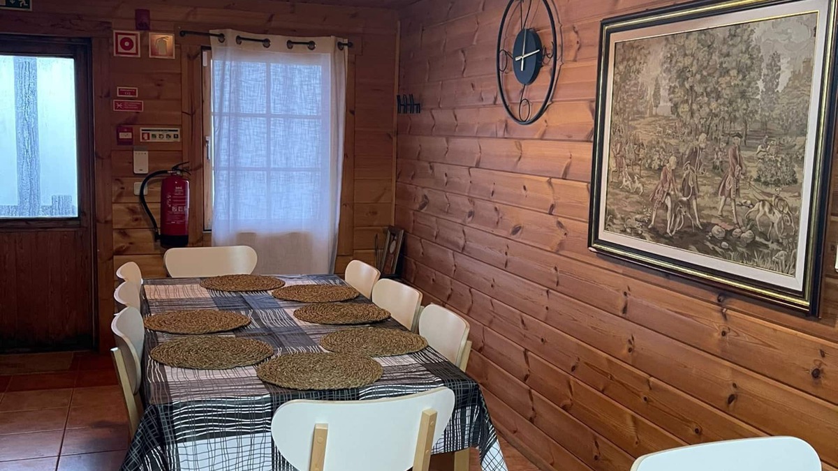 Penhas da Saude Ski Chalet | Chalet 'Sossego Serra Da Estrela' with Balcony, Wi-Fi and Air Conditioning