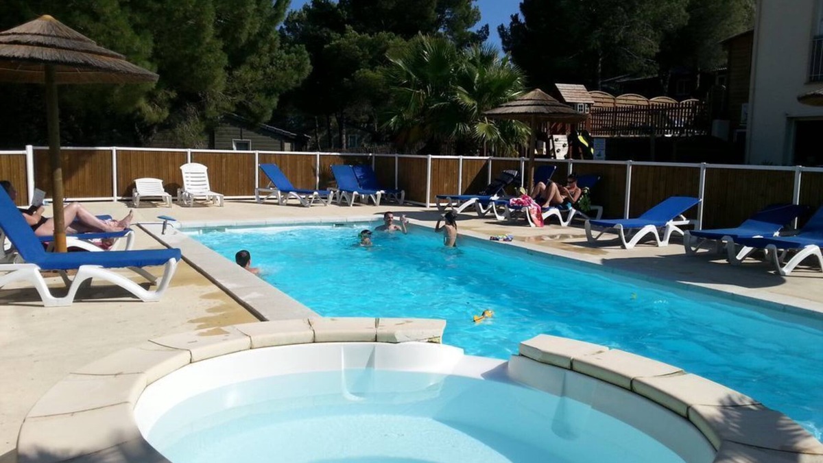 Agde Ski Chalet | Chalet Tahoe 2 bedrooms air-conditioned between Agde and Cap d'Agde near the sea