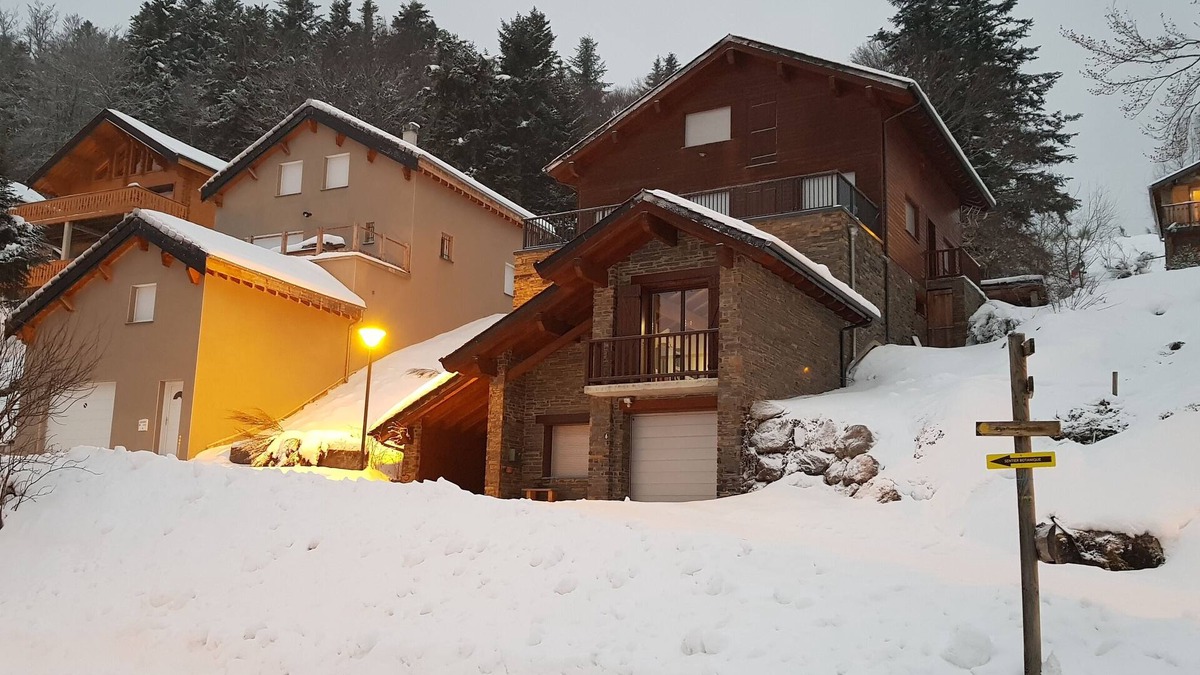 Ax-les-Thermes Ski Chalet | Chalet Tilou, at the foot of the slopes (skiing, hiking), Ax-3-domaines