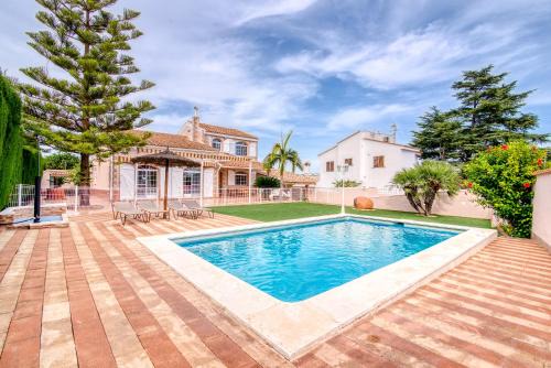 Benifayo Villa | Chalet Villa Bonavista