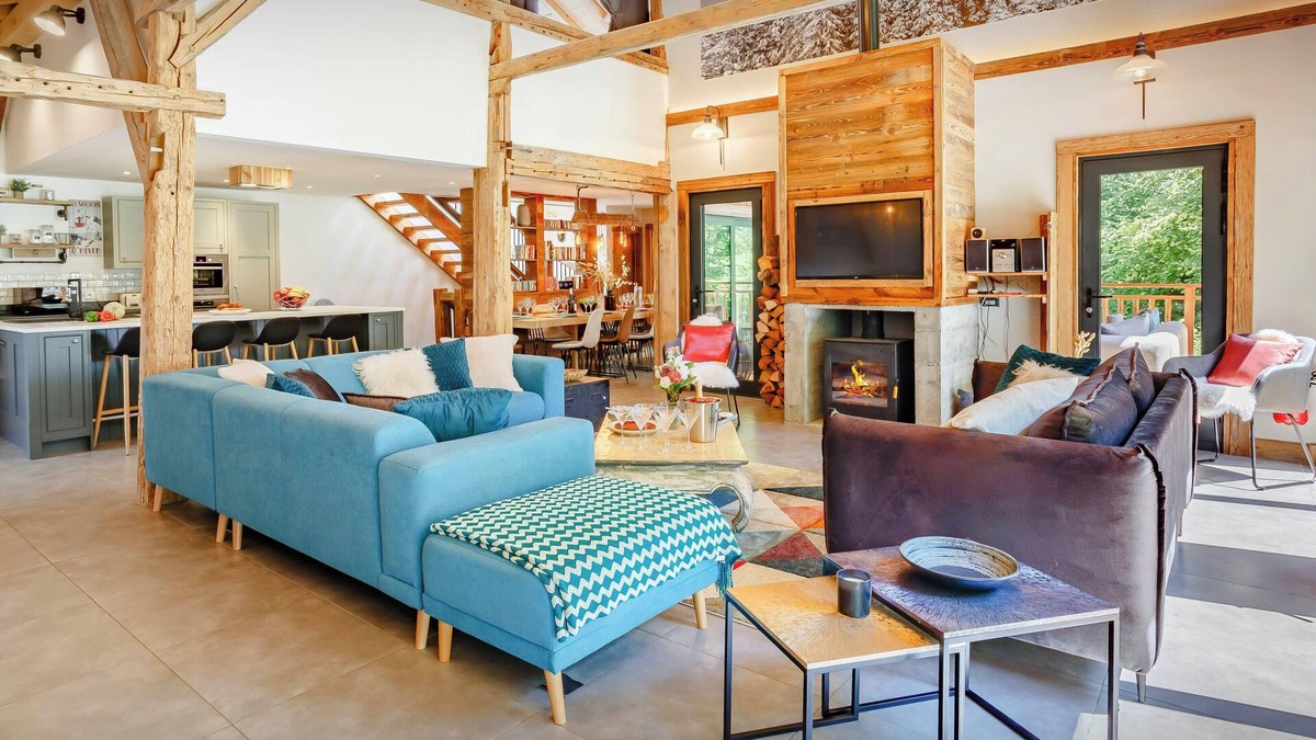 La Riviere-Enverse Ski Chalet | Chalet Vivaldaim - peaceful family base 15p with nordic bath - OVO Network