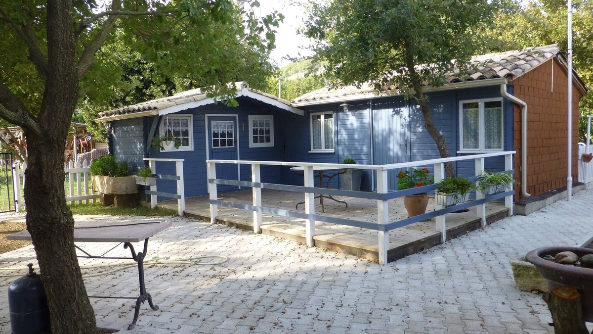 Merindol Cottage | Chalet with pool at the foot of the Gorges Régalon