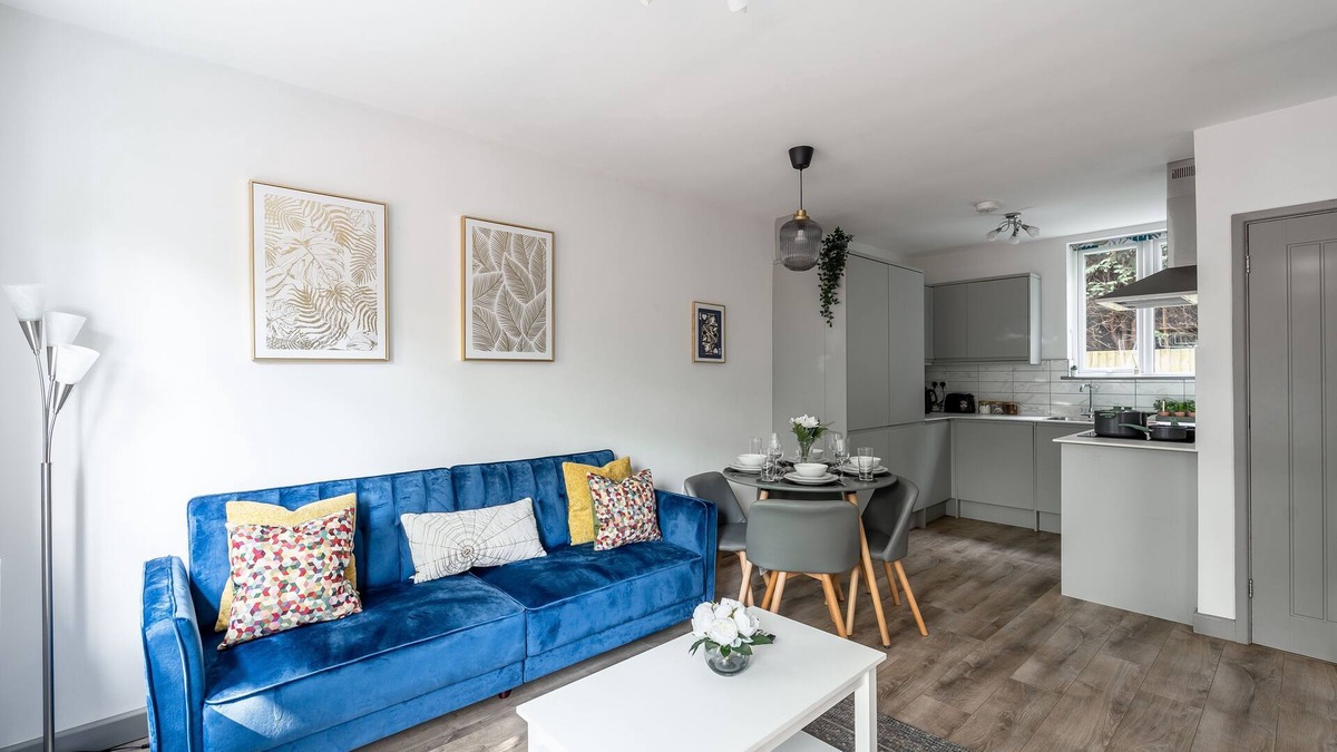 Chalfont St Peter Apartment | Chalfont St Peter | Gerrards Cross