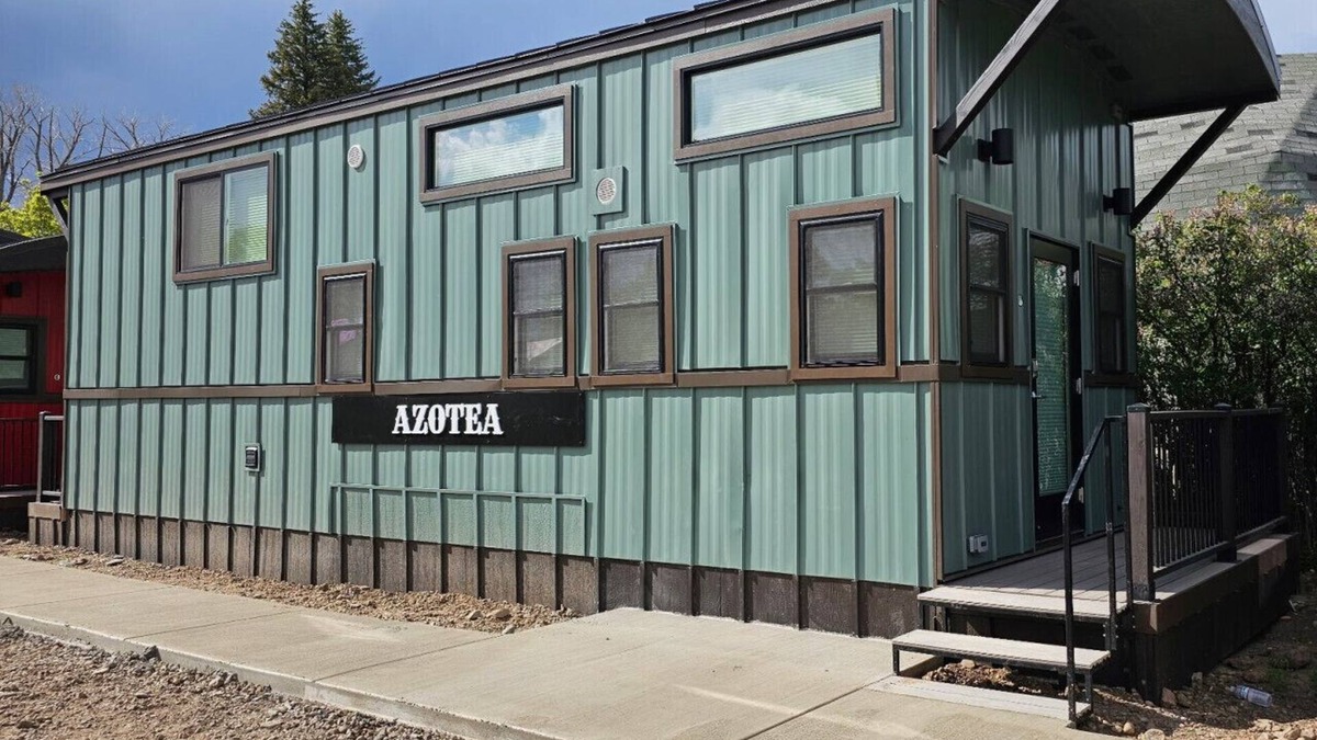 Chama Apartment | Chama Crossing - Sleeper Car-Azotea