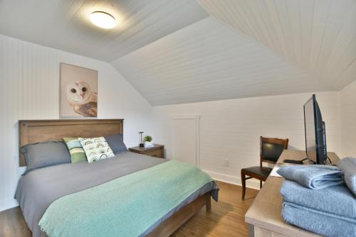 Saint-Pascal Hotel | Chambre 305 de l'hôtel Victoria confortable et moderne