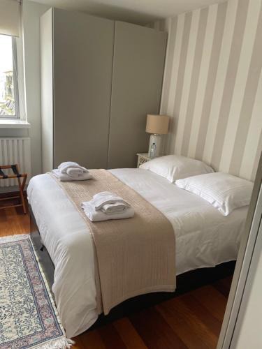 Flandres House | Chambre chez l'habitant avec Salle de bain à partager - homestay