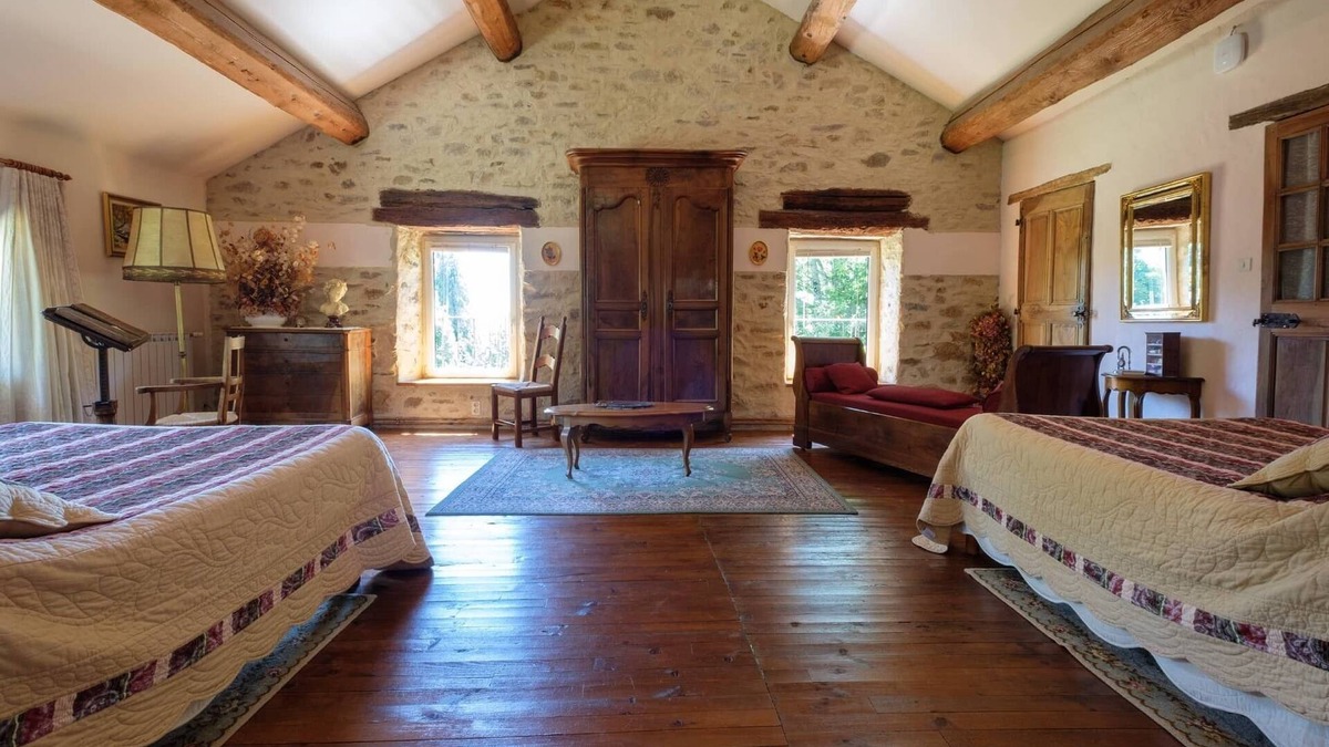 Fontiers-Cabardes Bed & Breakfast | Chambre D'hôtes Pour 2 à 6 Personnes "La Suite Naiade" Près de Carcassonne