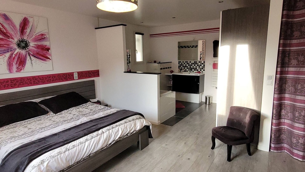 Chambly Bed & Breakfast | Chambre D'hôte à 2 pas de Paris, Idéal Pour le JO. Grand Confort