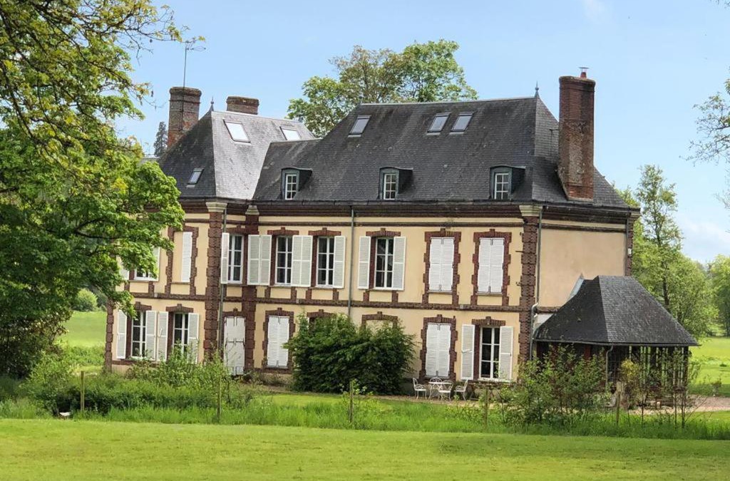 Ambenay Bed & Breakfast | chambre d'hôte château de transières