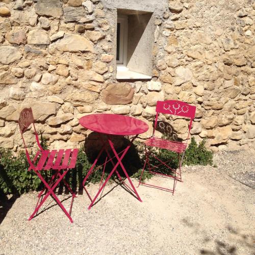 Cabrieres-dʼAigues House | Chambre d'hôte Geiko