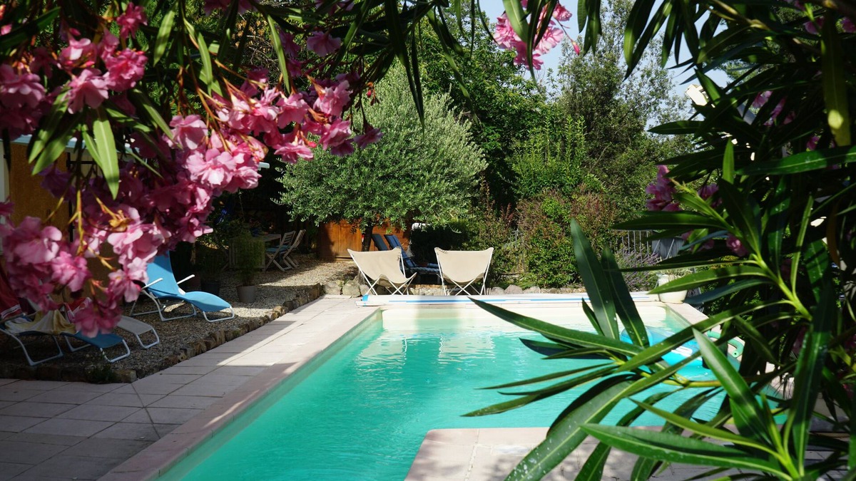Ribes Bed & Breakfast | Chambre D'hôte 'les Faïsses'