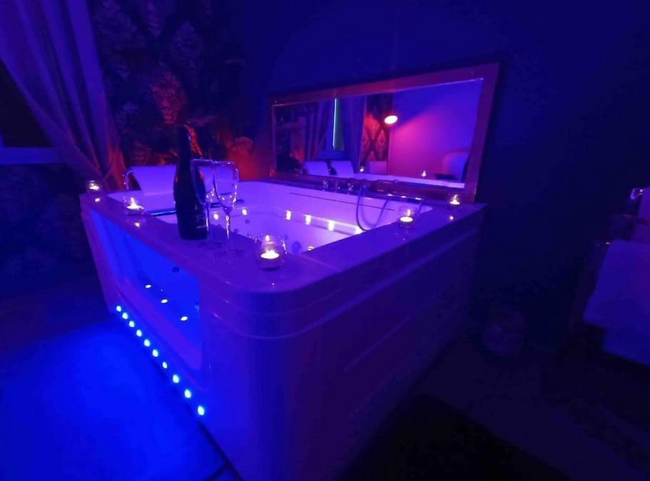 Yvetot House | chambre d'hôtes avec Jacuzzi
