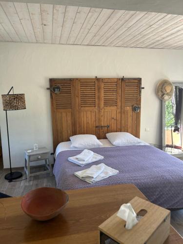 Notre-Dame-de-Riez Bed & Breakfast | chambre d hôtes les trois châteaux