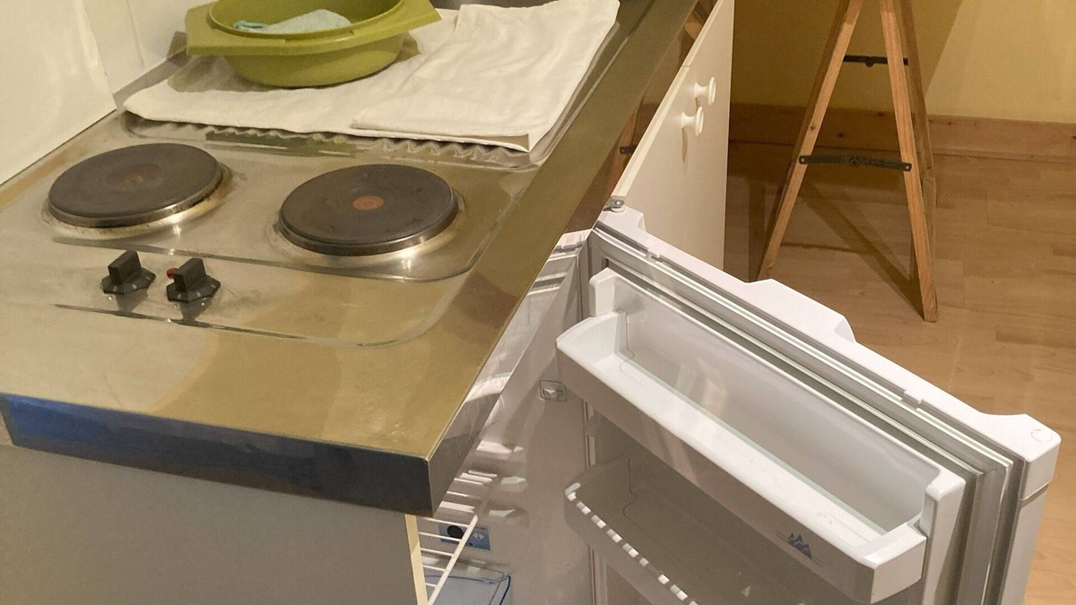 Houdan House | Chambre Dans Maison Individuelle Gare Paris Montparnasse en 50 Minutes