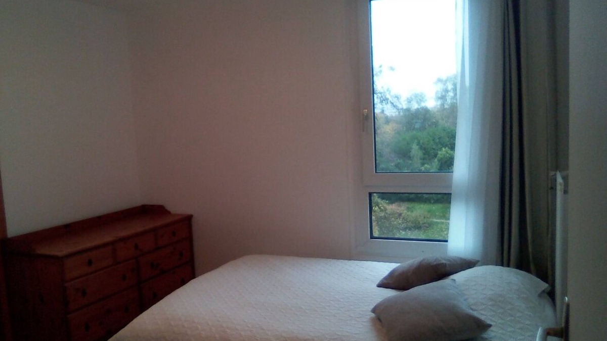 Guyancourt Bed & Breakfast | Chambre Pour JO 15min du Velodrome, Golf National, Versailles. 30min de Paris