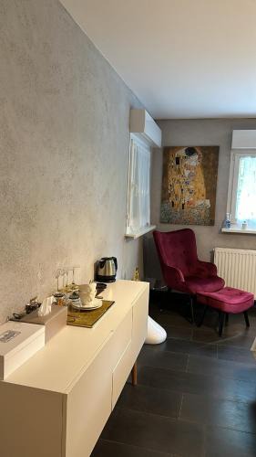 La Wantzenau House | chambre privative au rez de jardin dans villa